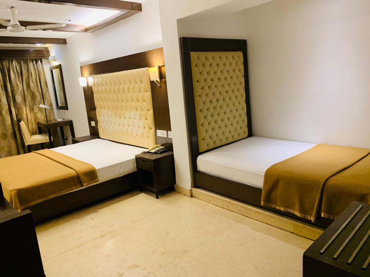 Metropolis Tourist Home Paharganj Nueva Delhi Exterior foto