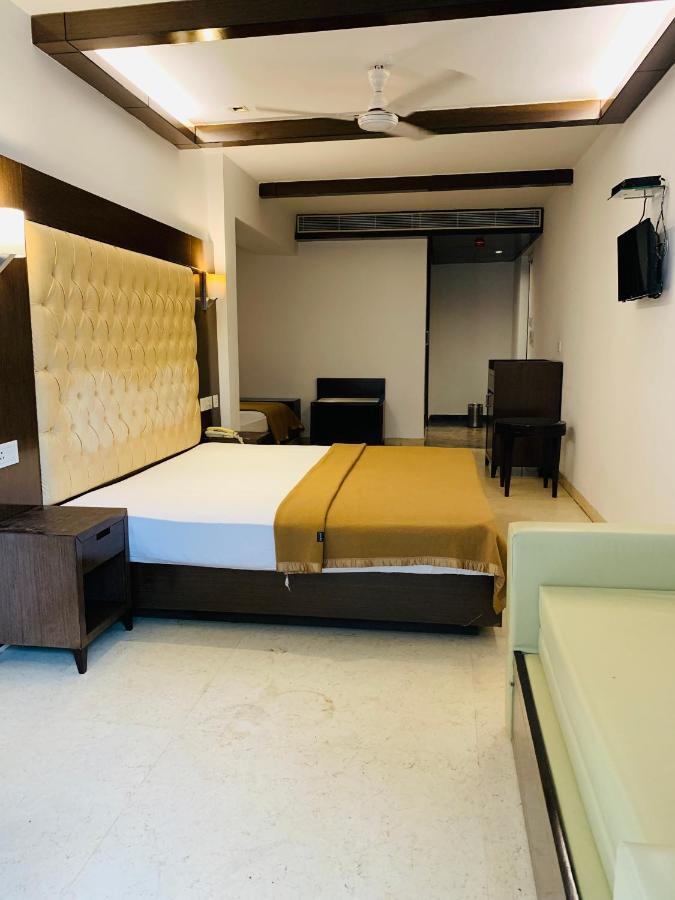 Metropolis Tourist Home Paharganj Nueva Delhi Exterior foto